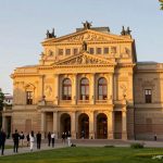 teatr wielki im stanisława moniuszki w poznaniu